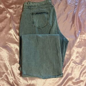 Rip knee jeans